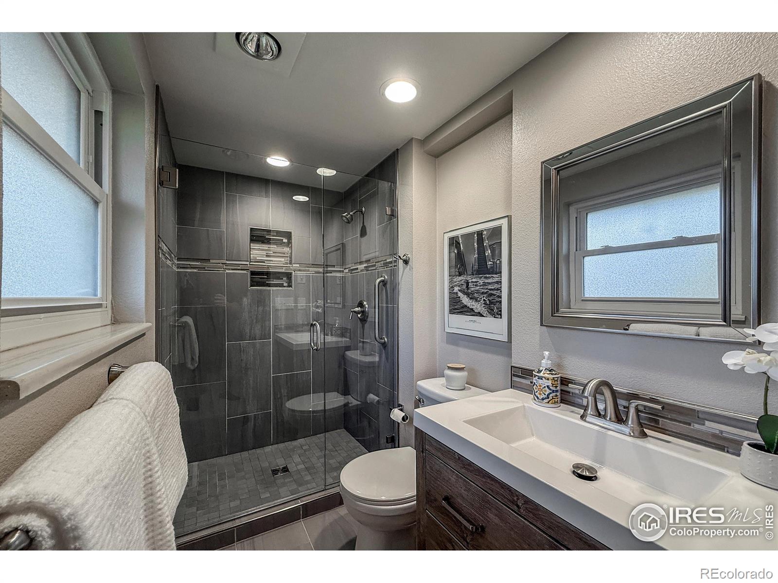 MLS Image #16 for 1005  cimmeron drive,loveland, Colorado
