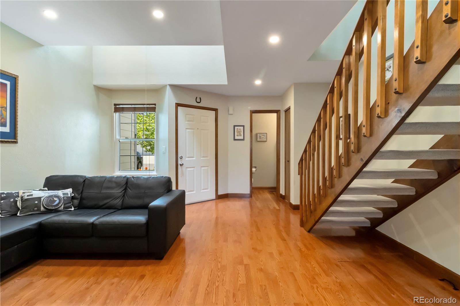 MLS Image #3 for 9155 w portland avenue,littleton, Colorado
