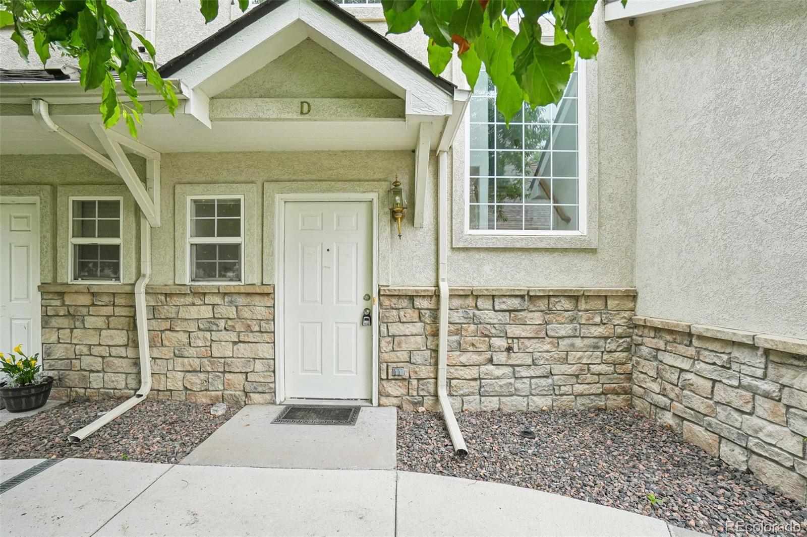 MLS Image #20 for 2253  coronado pkyn ,denver, Colorado