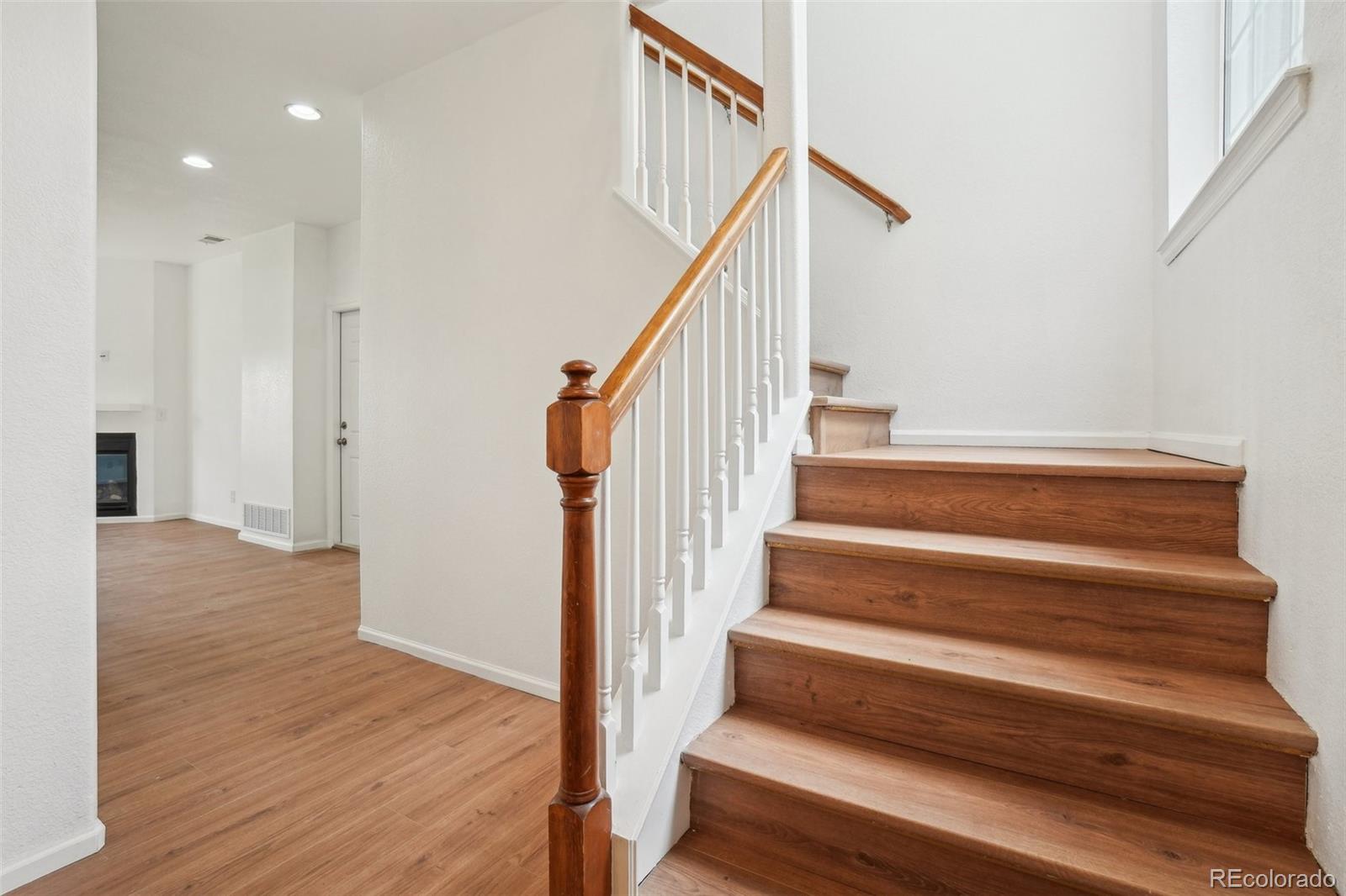 MLS Image #9 for 2253  coronado pkyn ,denver, Colorado