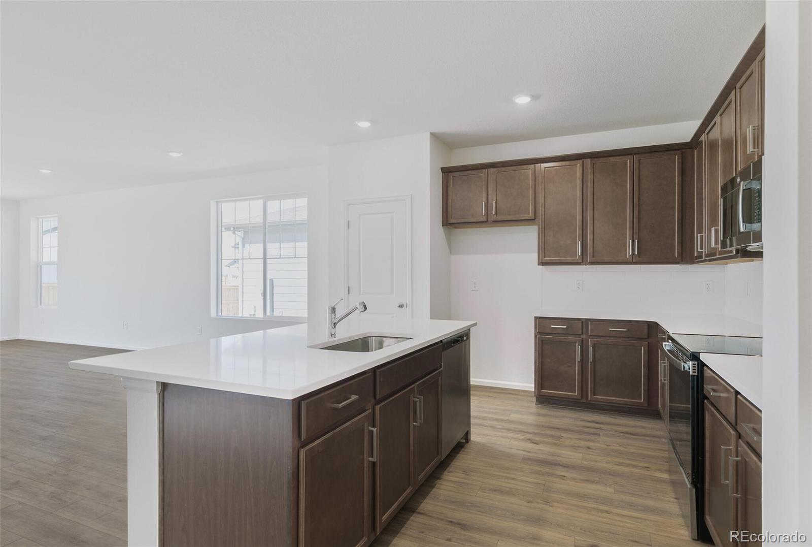 MLS Image #10 for 1548  orchard street,brighton, Colorado