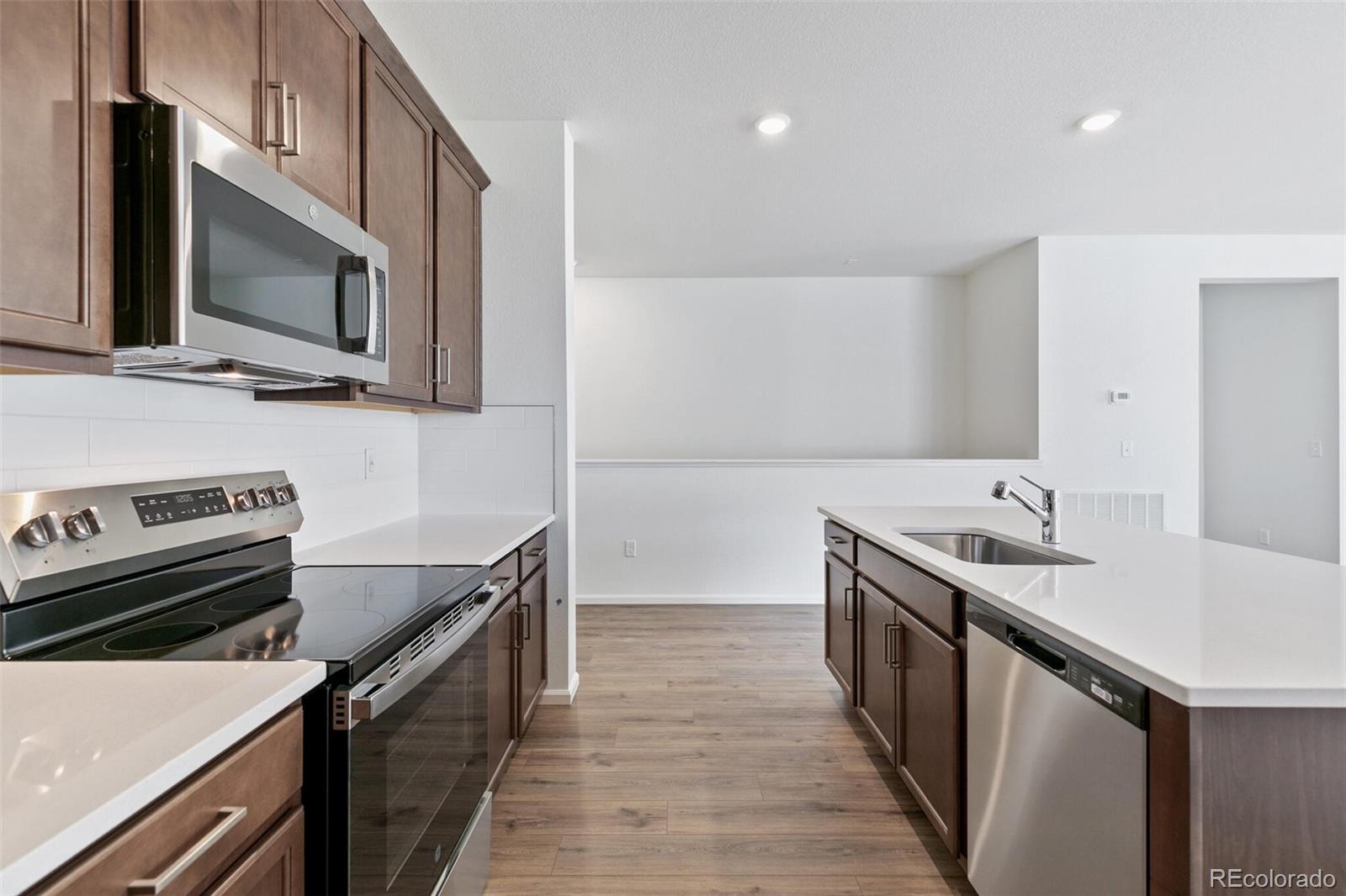 MLS Image #11 for 1548  orchard street,brighton, Colorado