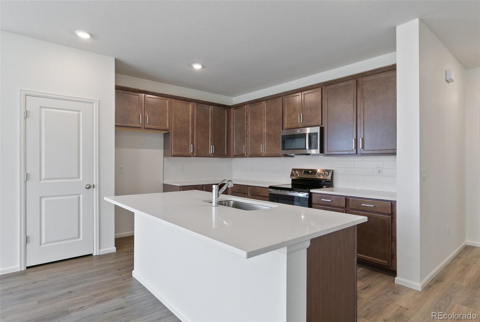 MLS Image #9 for 1548  orchard street,brighton, Colorado