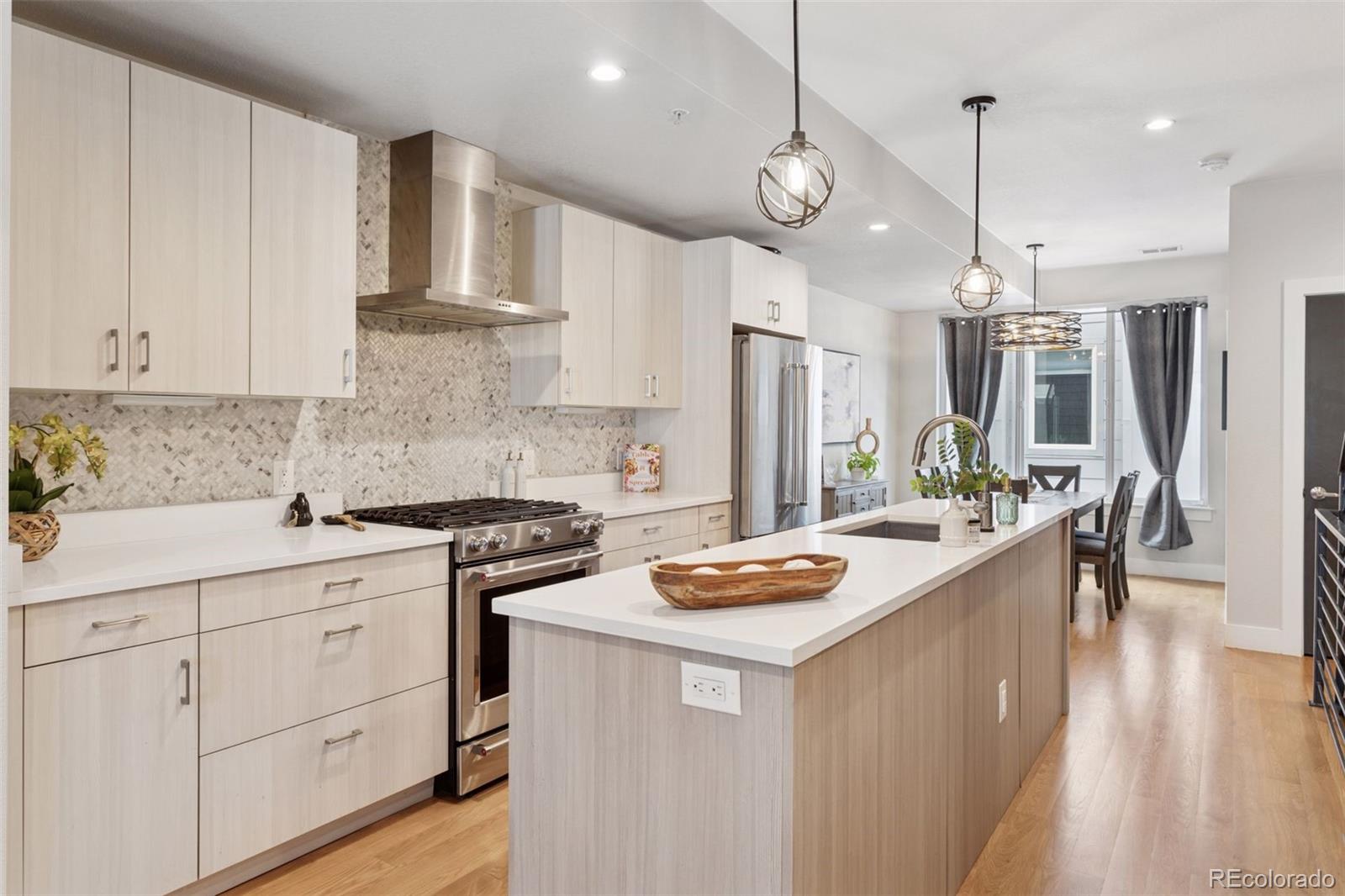 MLS Image #13 for 1836  grove street,denver, Colorado