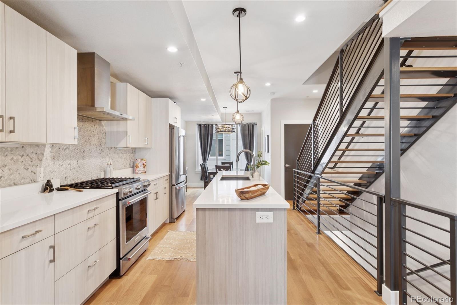 MLS Image #14 for 1836  grove street,denver, Colorado