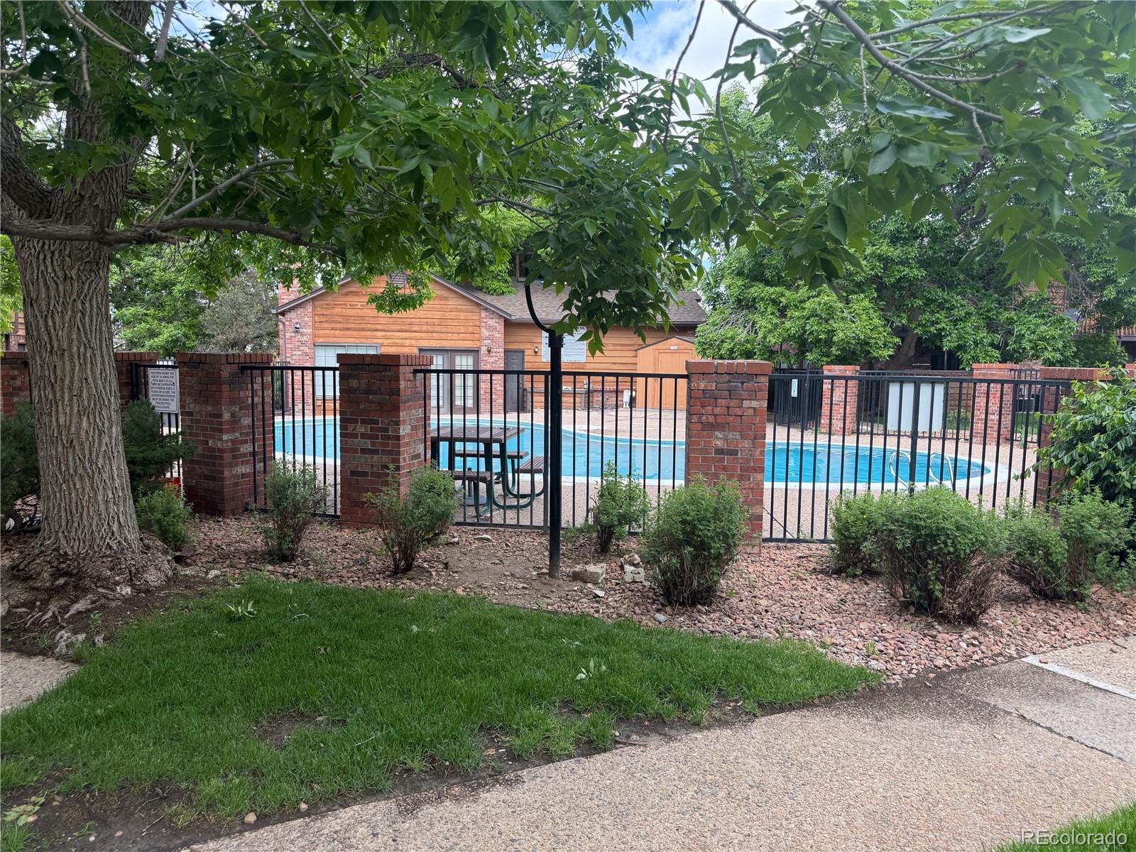 MLS Image #19 for 2261 s buckley road,aurora, Colorado