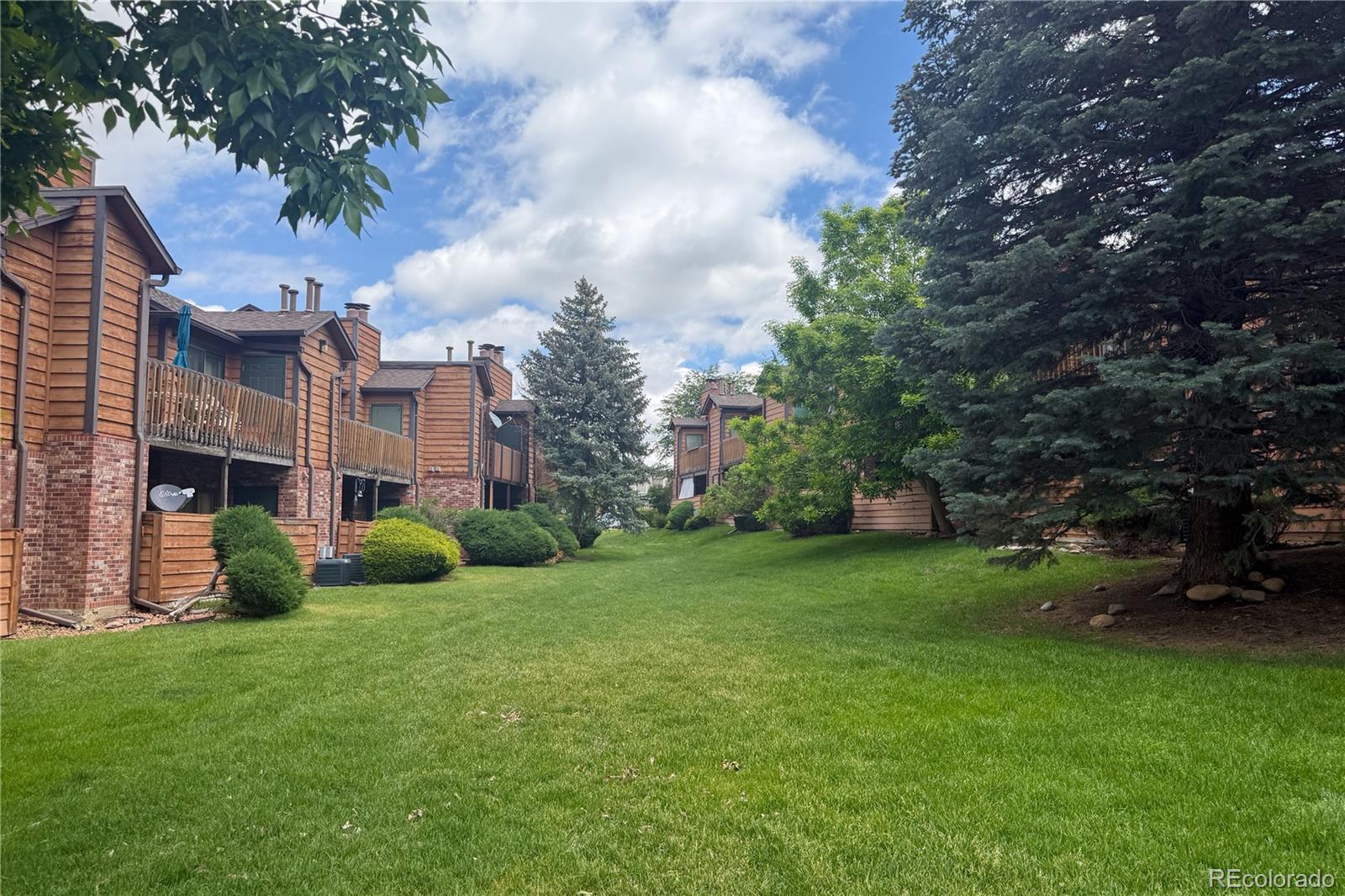 MLS Image #3 for 2261 s buckley road,aurora, Colorado