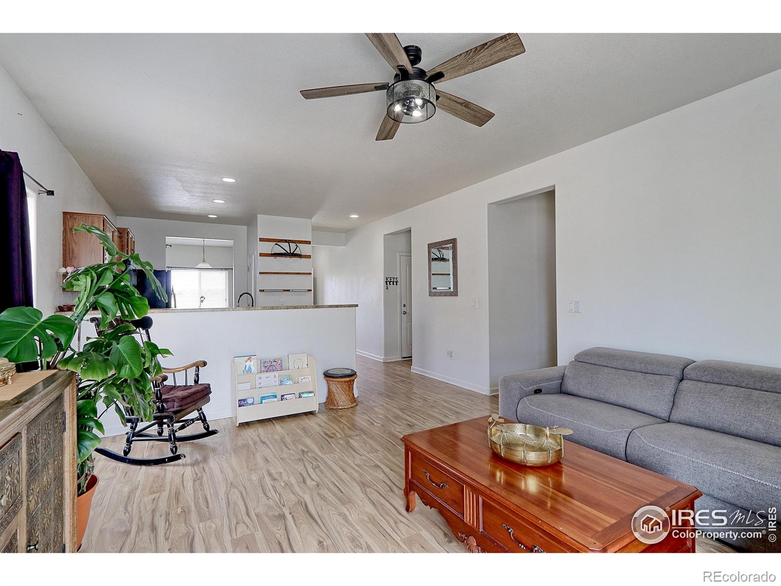 MLS Image #5 for 5681  legacy parkway,dacono, Colorado