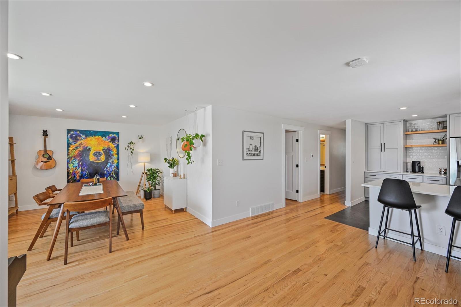 MLS Image #5 for 6987 e wyoming place,denver, Colorado
