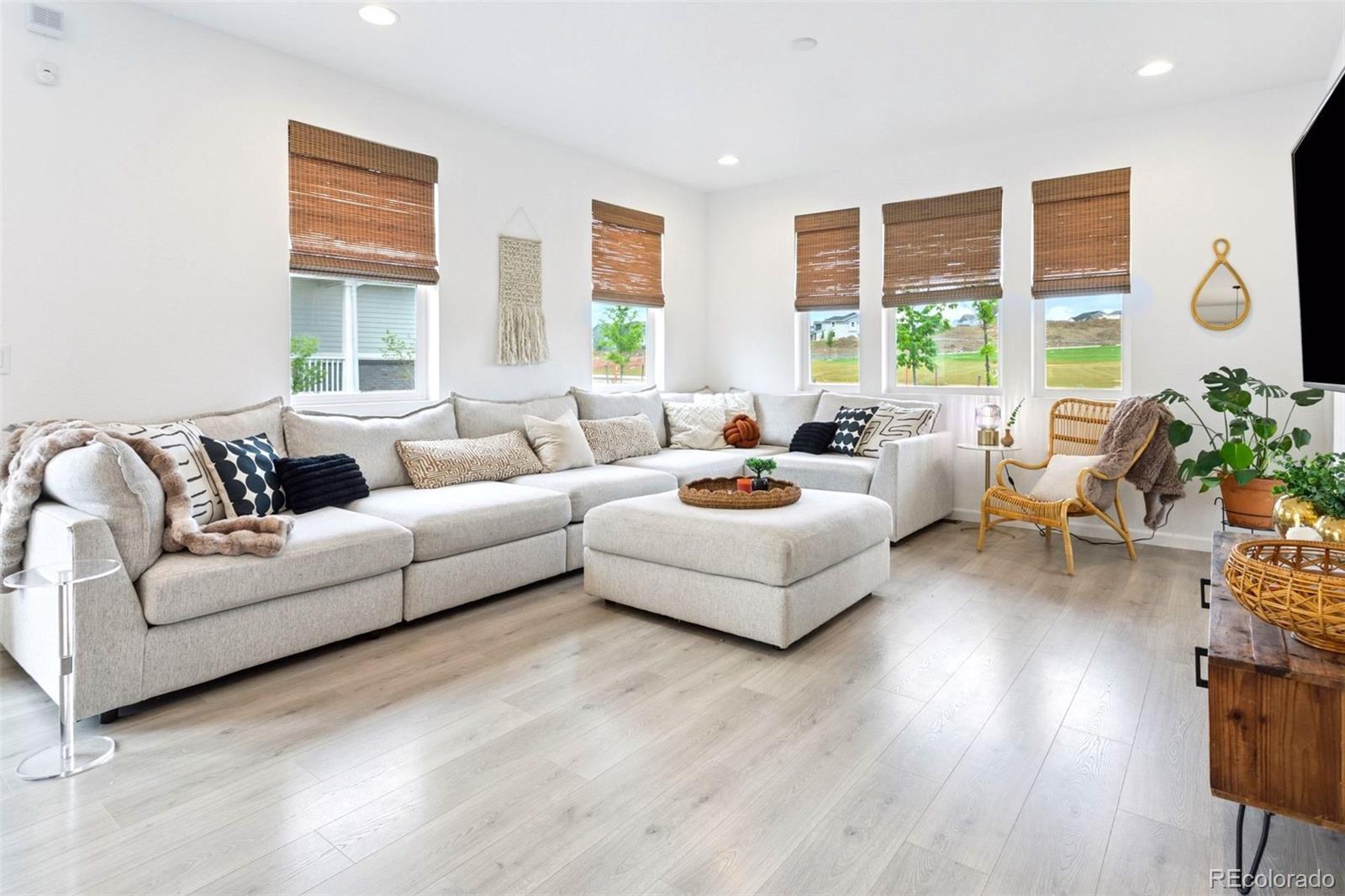 MLS Image #10 for 8057  monte vista circle,littleton, Colorado