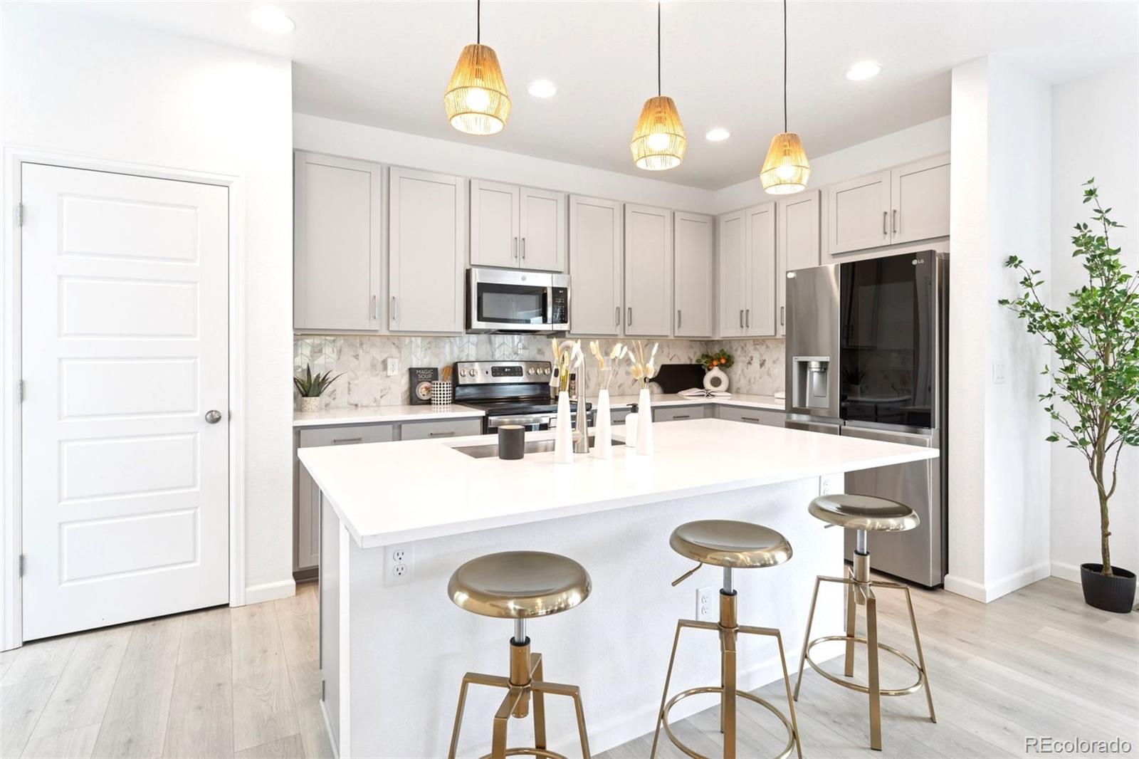 MLS Image #17 for 8057  monte vista circle,littleton, Colorado
