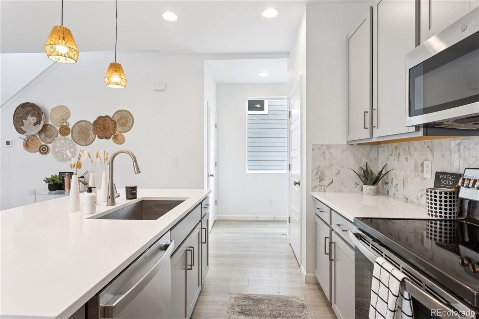 MLS Image #20 for 8057  monte vista circle,littleton, Colorado