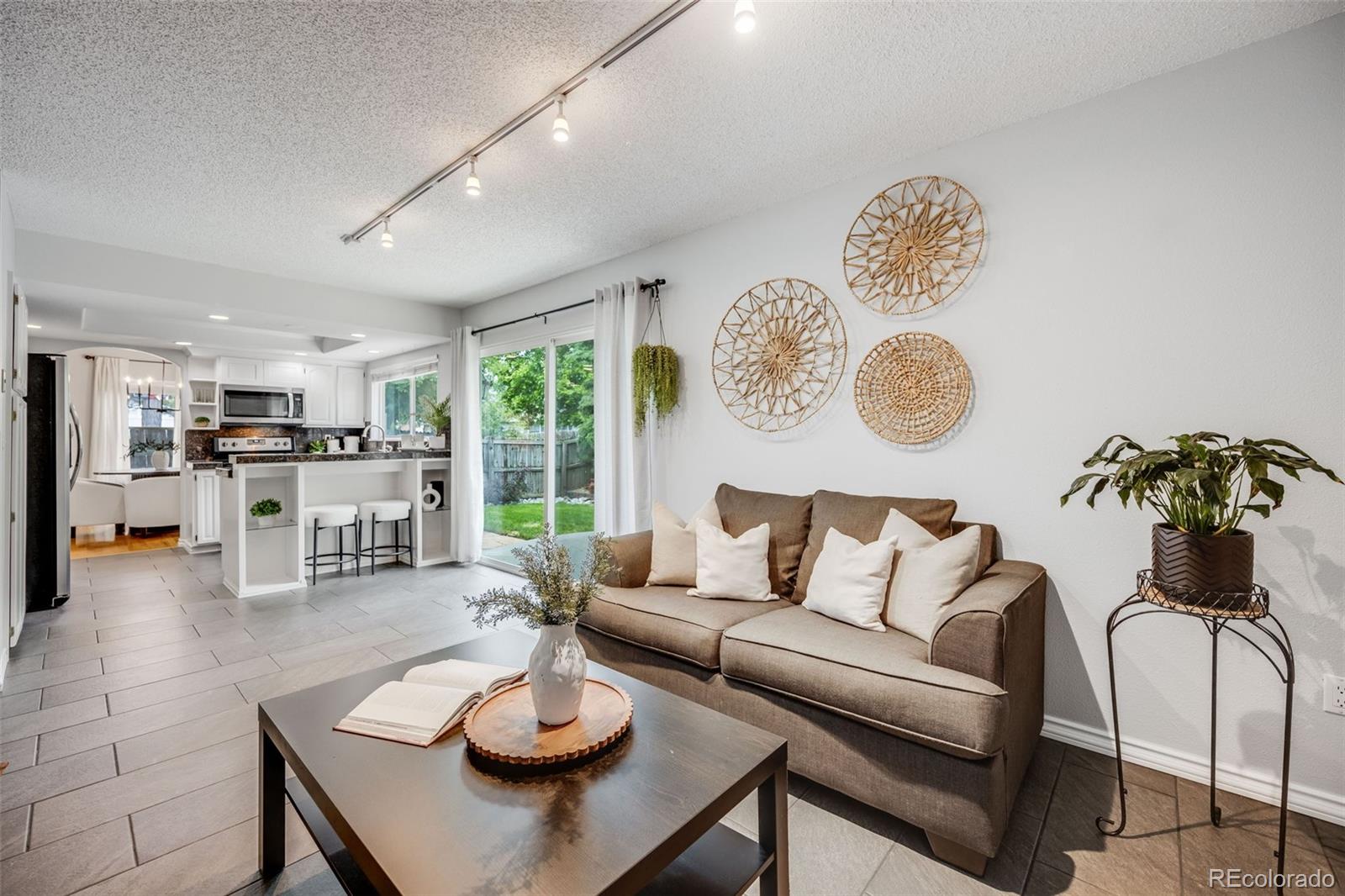 MLS Image #10 for 3889 s fraser street,aurora, Colorado
