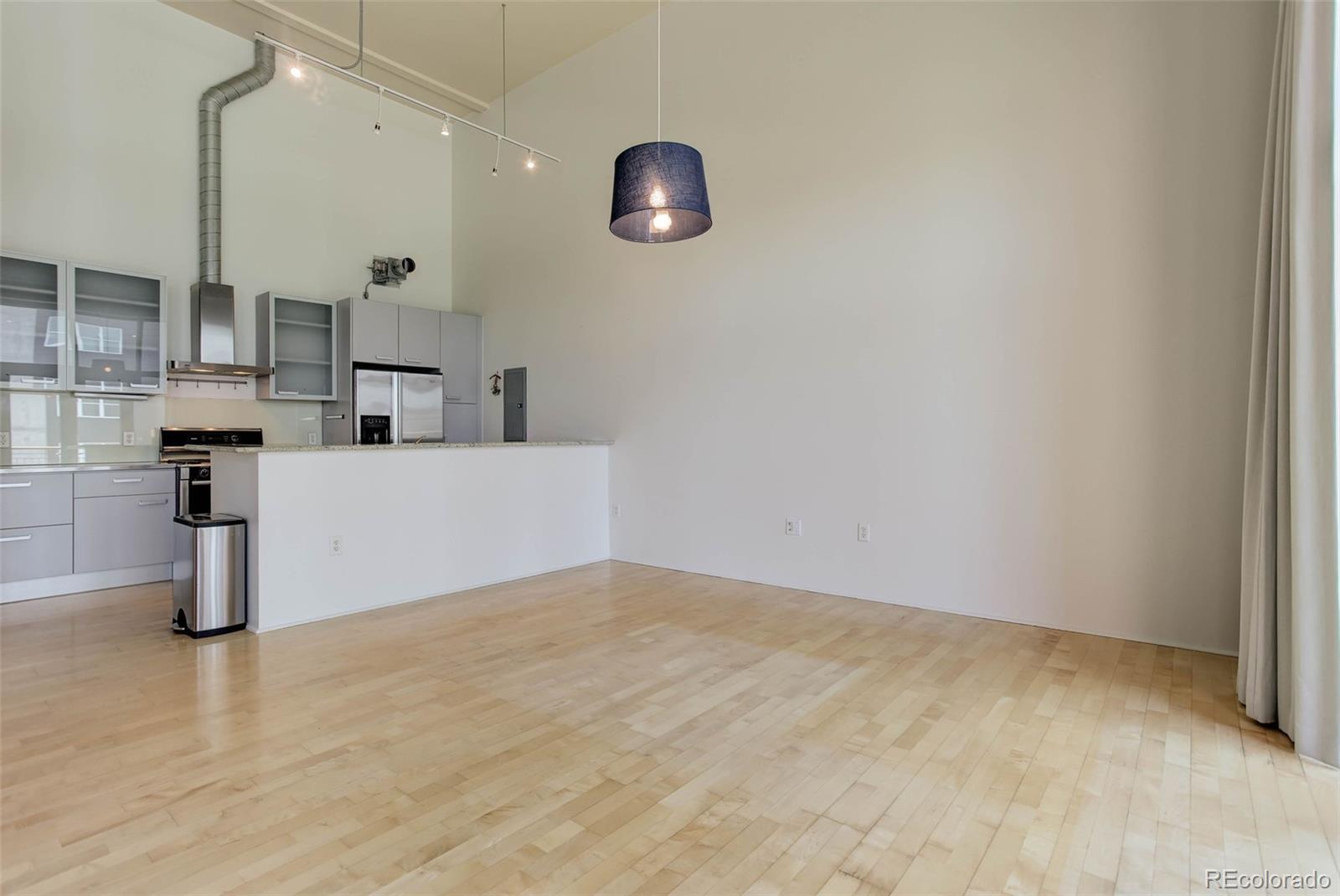 MLS Image #11 for 3100  huron street,denver, Colorado