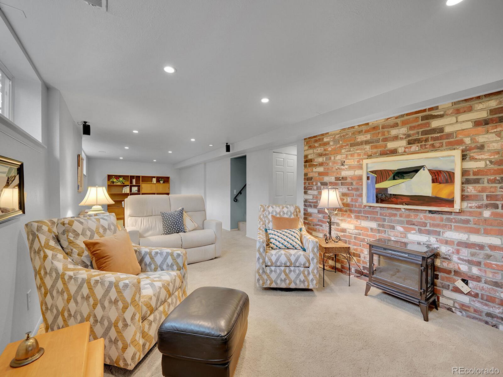 MLS Image #10 for 595 w lake avenue,littleton, Colorado