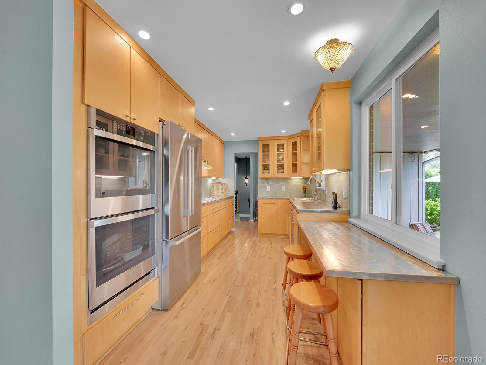 MLS Image #15 for 595 w lake avenue,littleton, Colorado