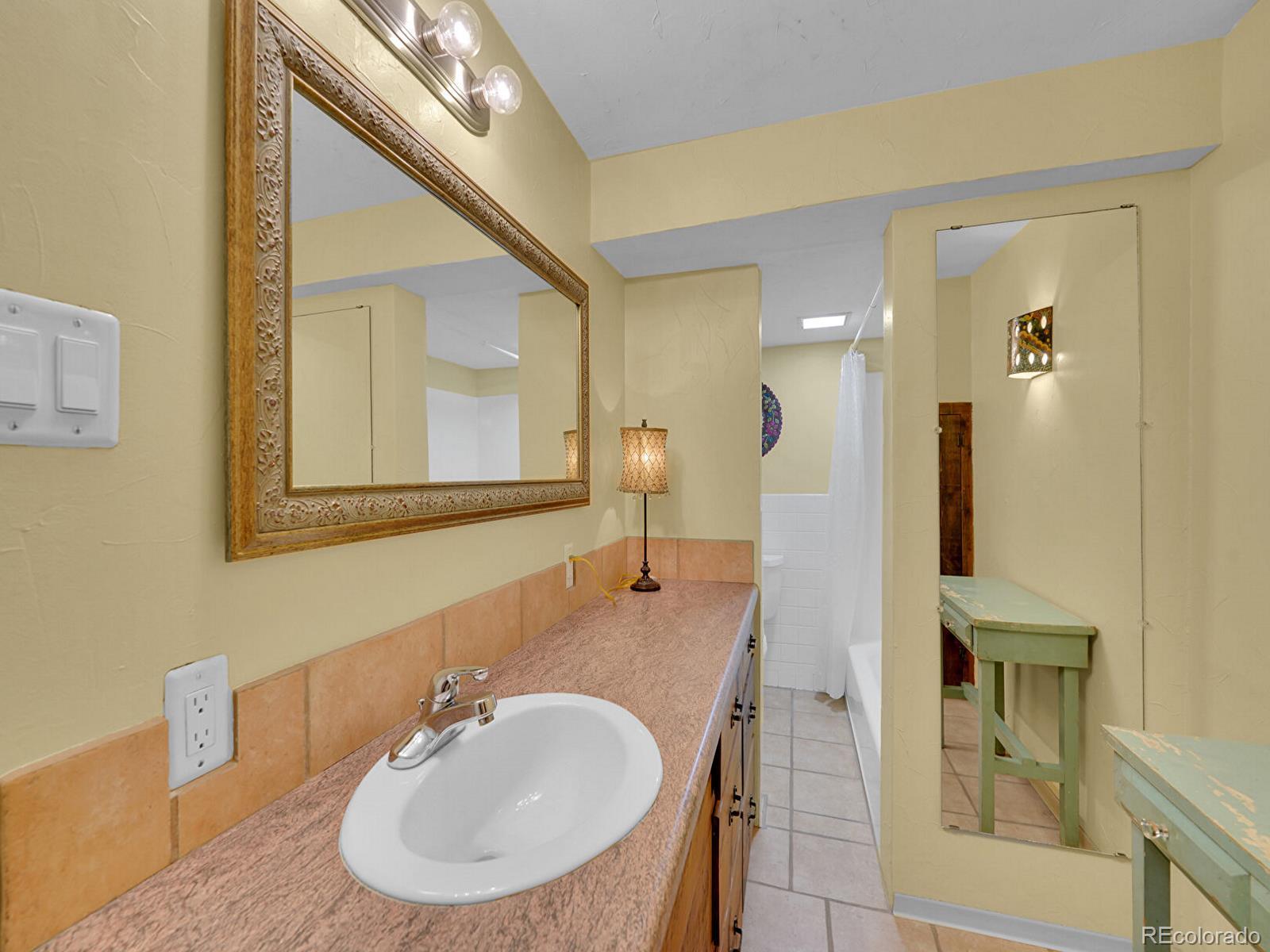 MLS Image #25 for 595 w lake avenue,littleton, Colorado