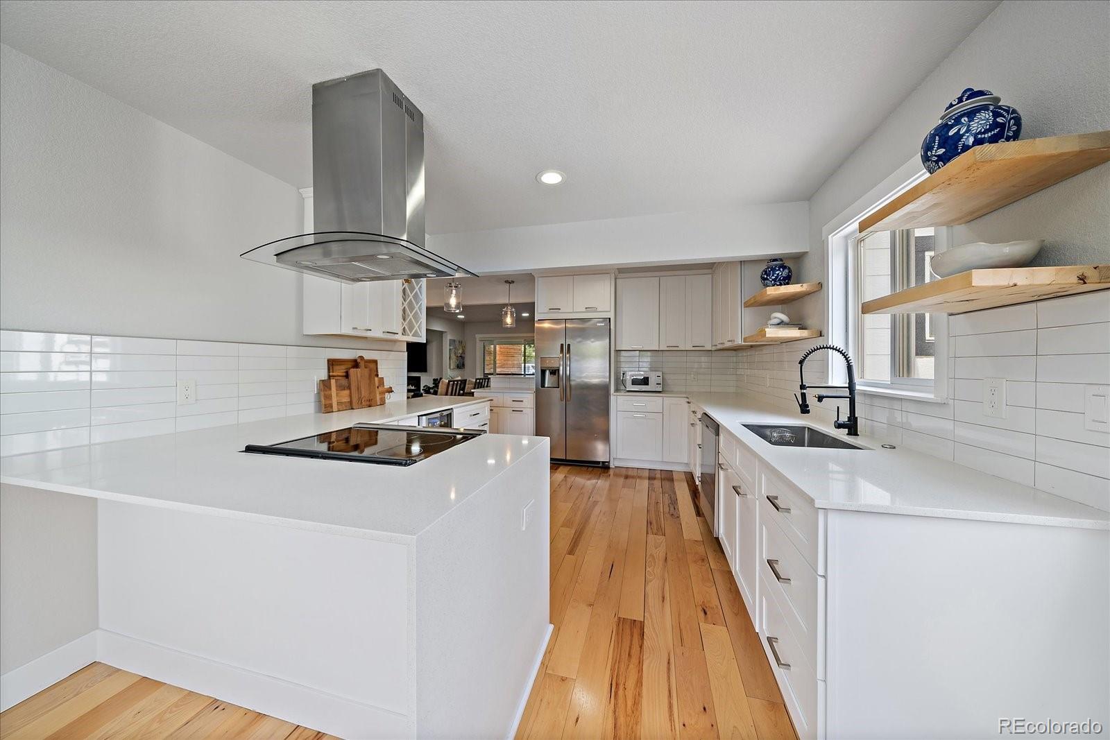 MLS Image #13 for 2865 s cherry way,denver, Colorado