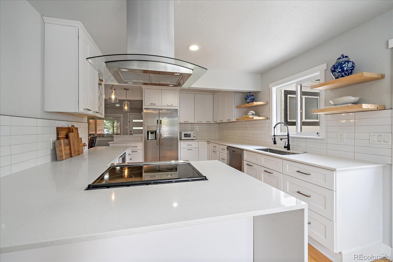 MLS Image #14 for 2865 s cherry way,denver, Colorado