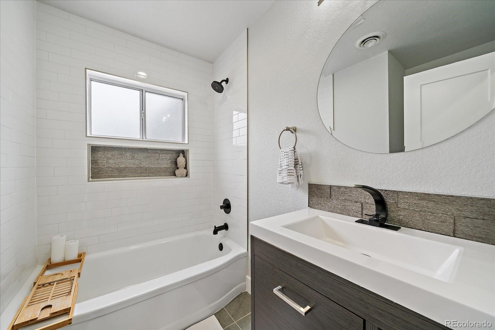 MLS Image #24 for 2865 s cherry way,denver, Colorado