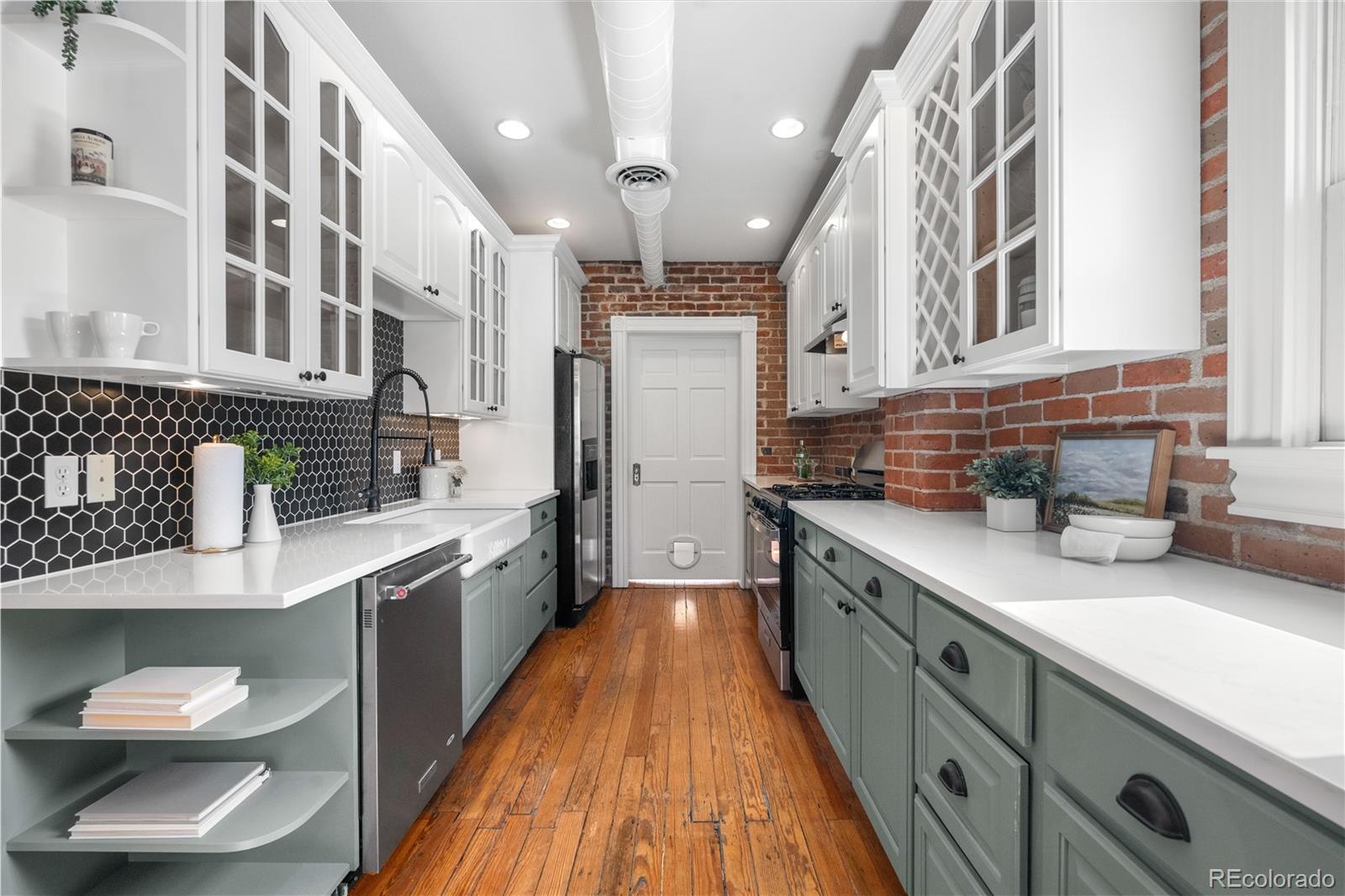 MLS Image #17 for 624 e 18th avenue,denver, Colorado