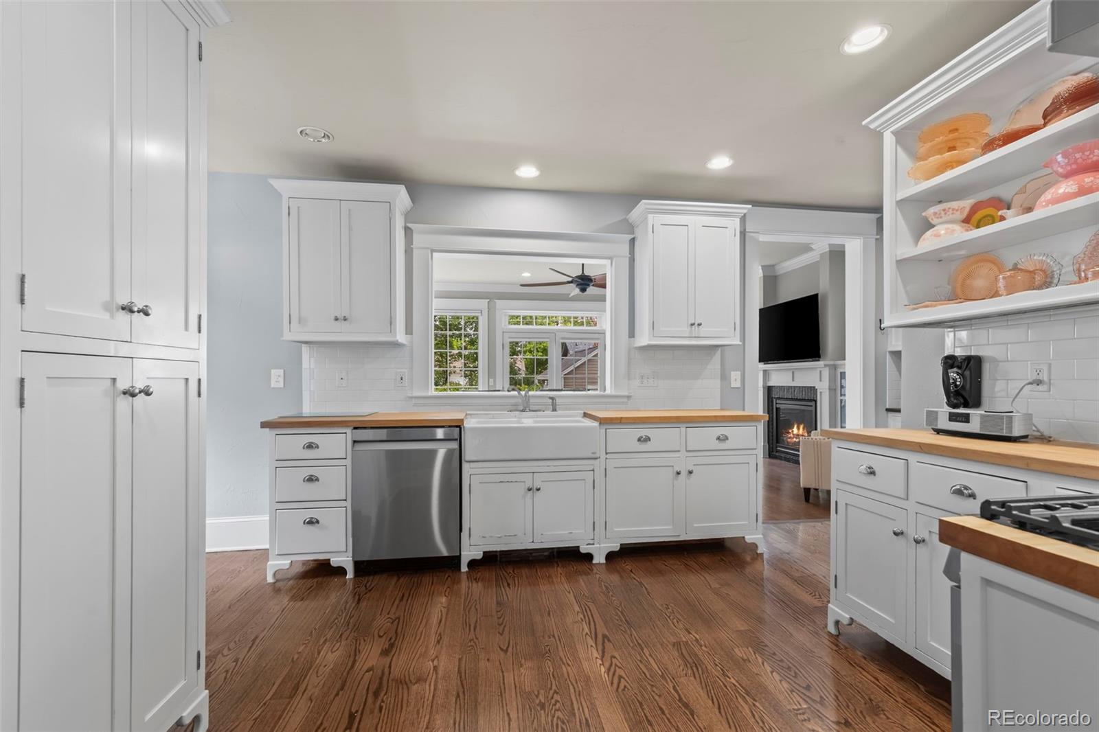 MLS Image #10 for 5675 s crocker street,littleton, Colorado