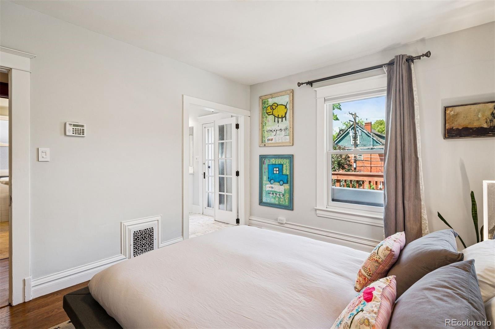 MLS Image #18 for 1007 n ogden street,denver, Colorado