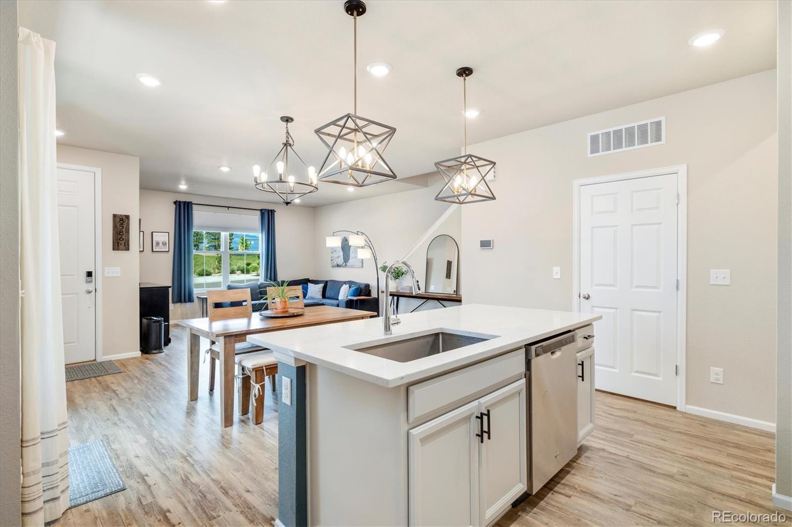 MLS Image #8 for 8586  holman court a,arvada, Colorado
