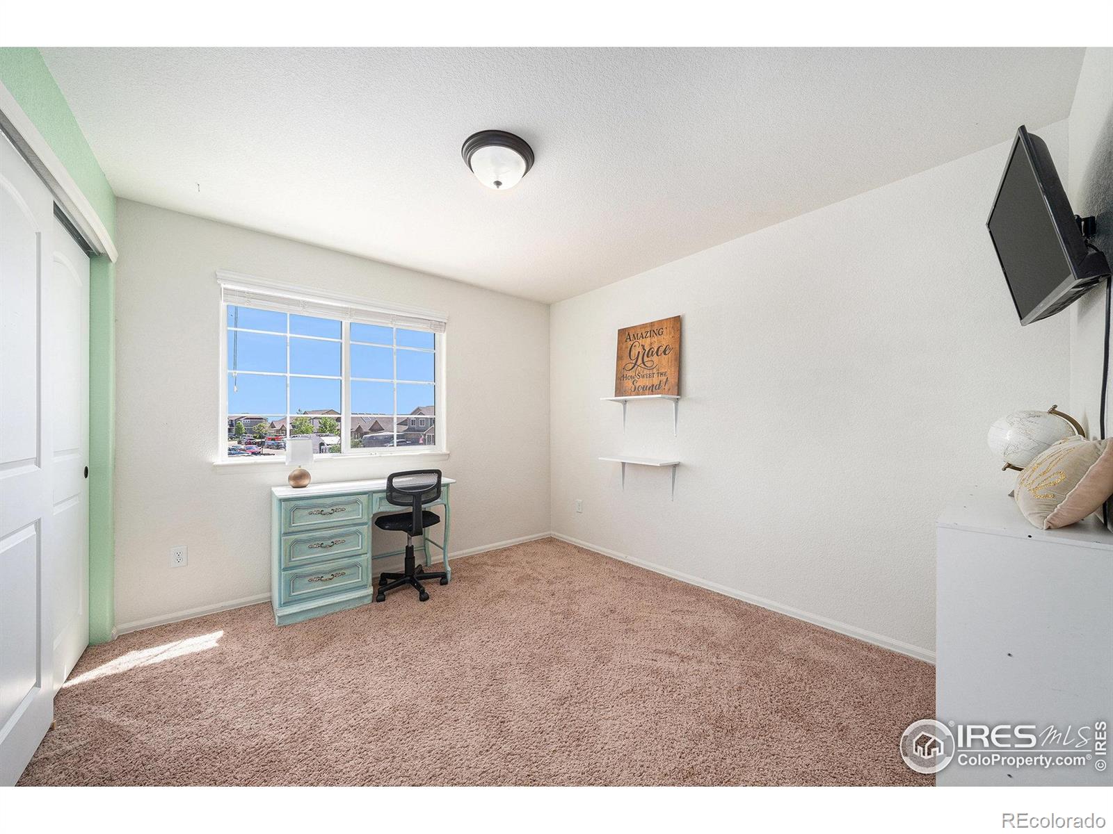 MLS Image #15 for 993  dove hill road,la salle, Colorado