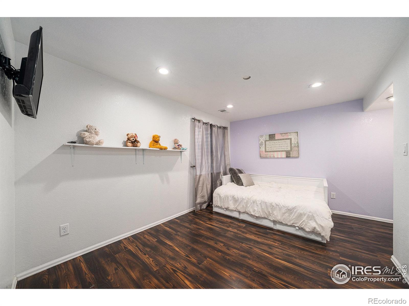 MLS Image #21 for 993  dove hill road,la salle, Colorado