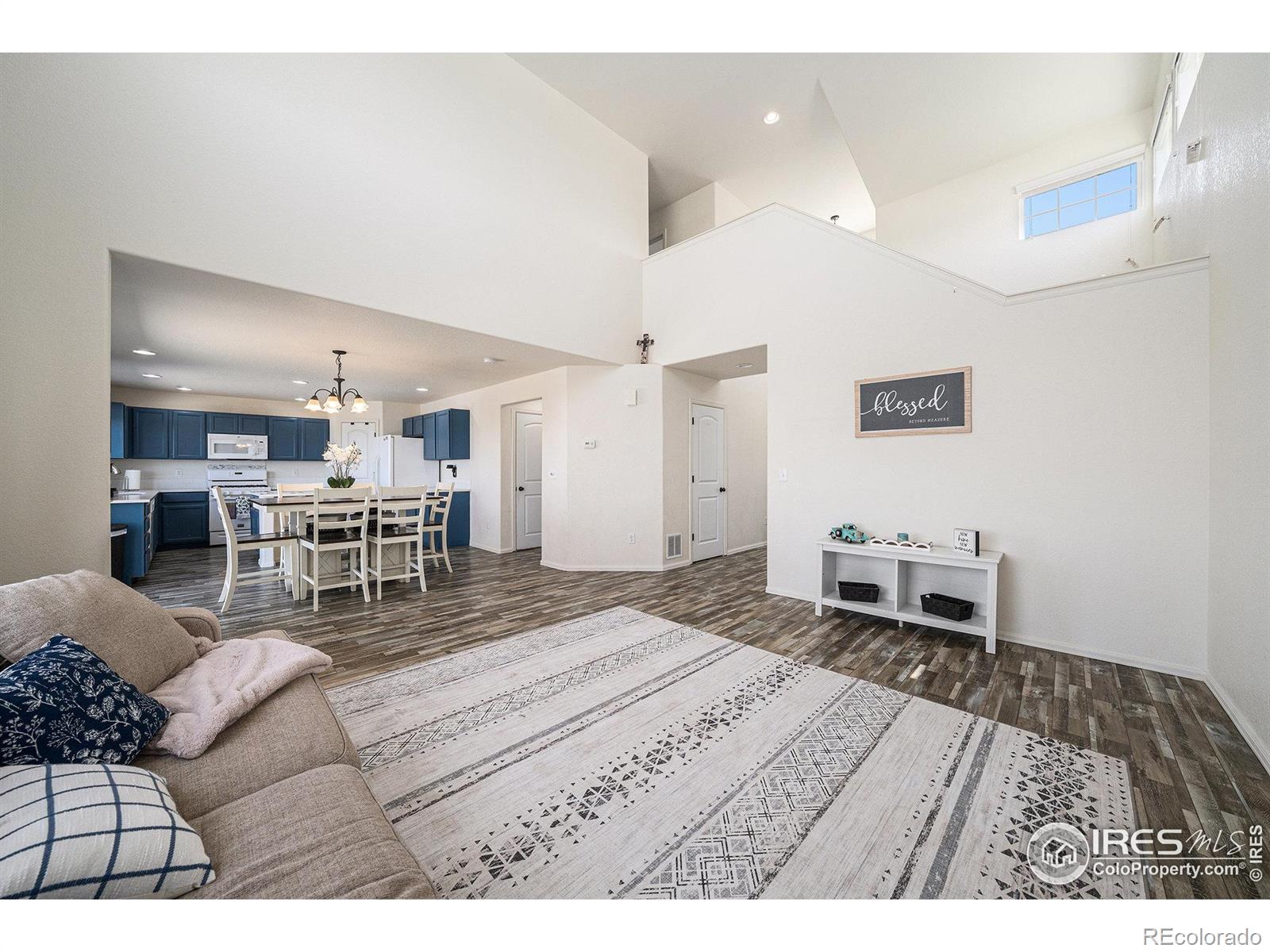 MLS Image #3 for 993  dove hill road,la salle, Colorado