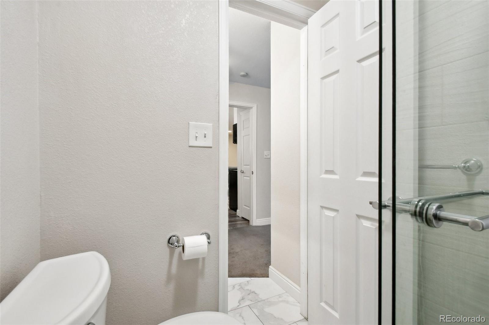 MLS Image #18 for 5875 e iliff avenue,denver, Colorado