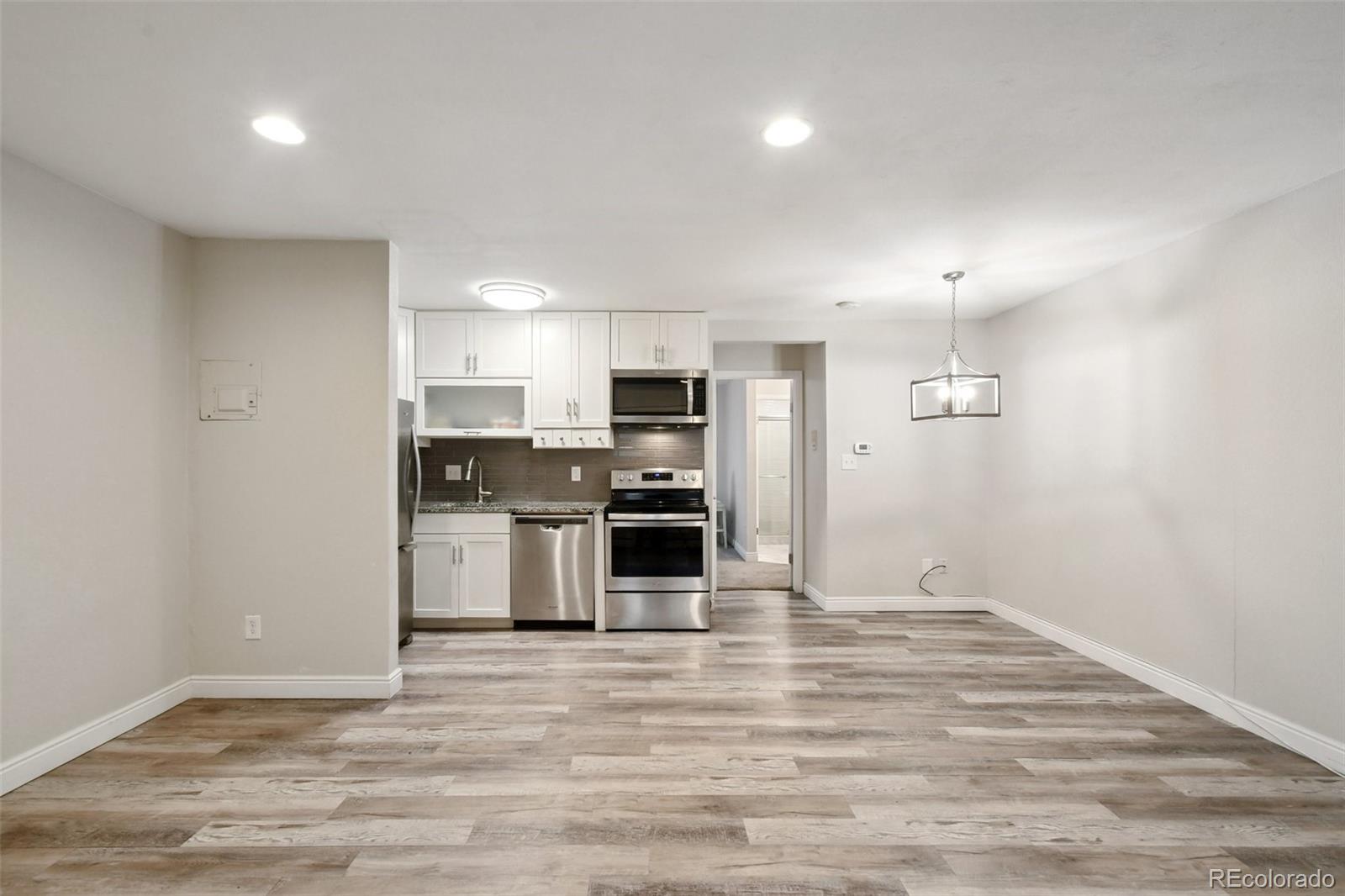 MLS Image #6 for 5875 e iliff avenue,denver, Colorado