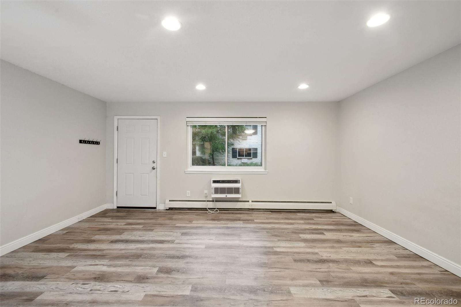 MLS Image #7 for 5875 e iliff avenue,denver, Colorado