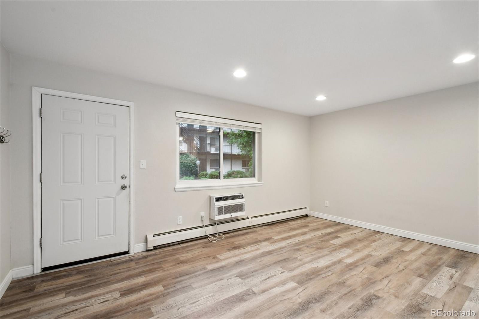 MLS Image #9 for 5875 e iliff avenue,denver, Colorado