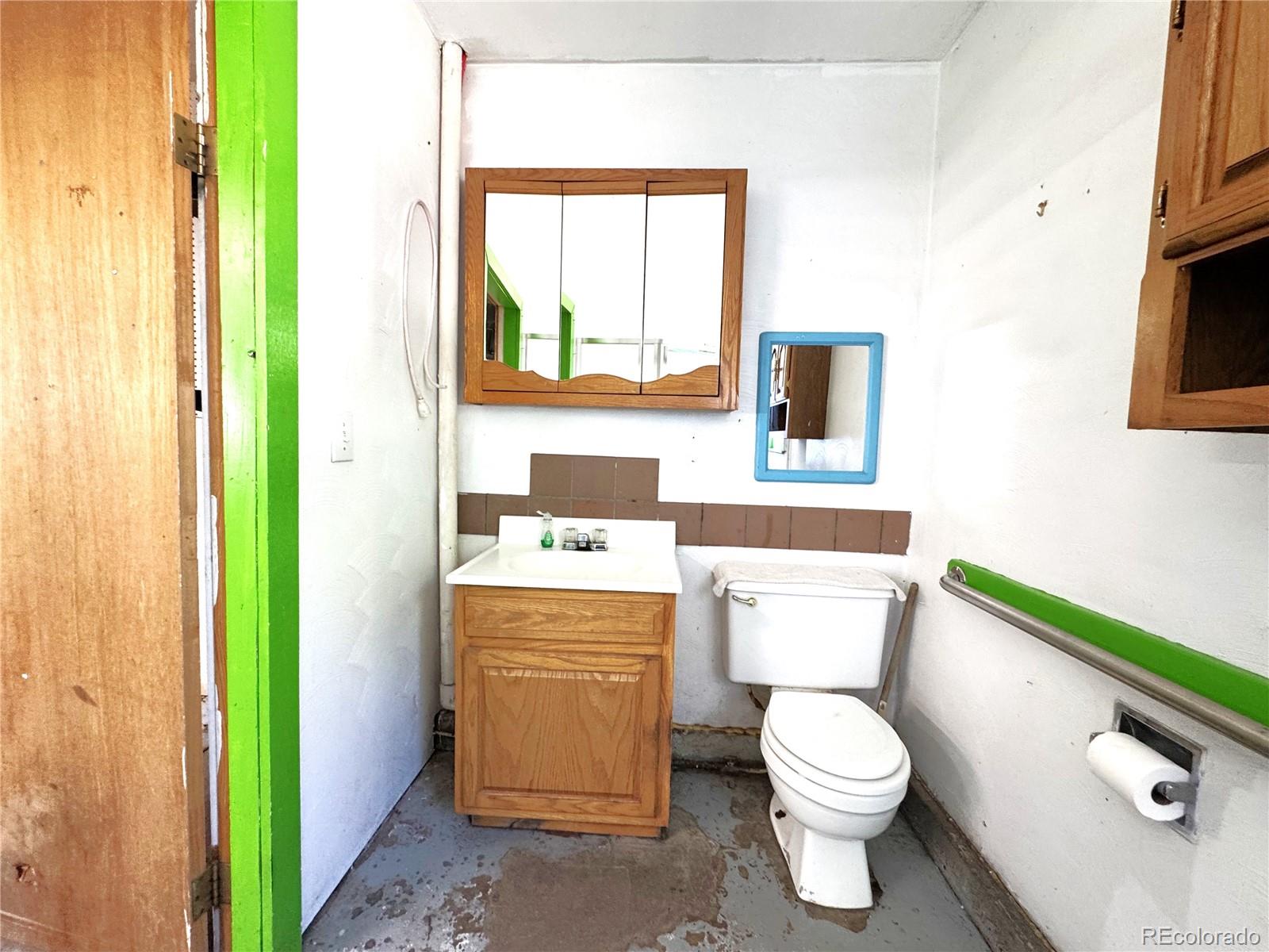 MLS Image #14 for 211  oak street,salida, Colorado