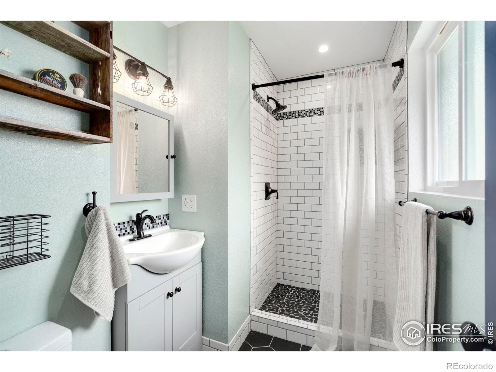 MLS Image #11 for 3001 w lake street,fort collins, Colorado