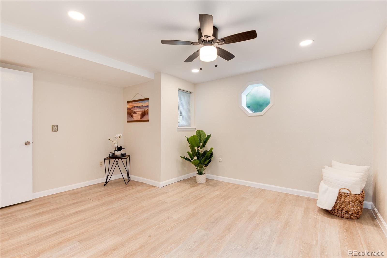 MLS Image #17 for 12172  melody drive,denver, Colorado