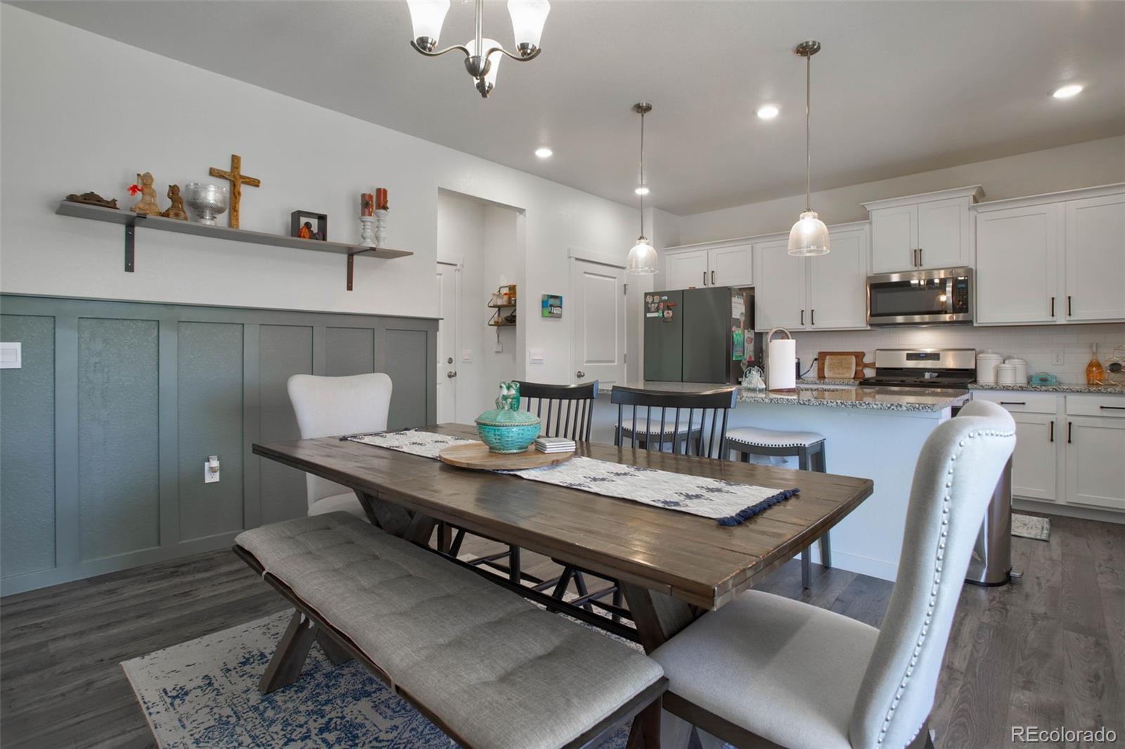 MLS Image #4 for 9 n waterloo street,aurora, Colorado