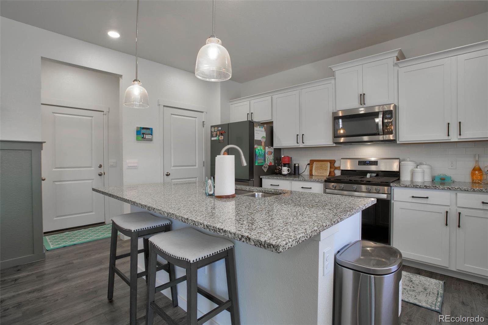 MLS Image #5 for 9 n waterloo street,aurora, Colorado