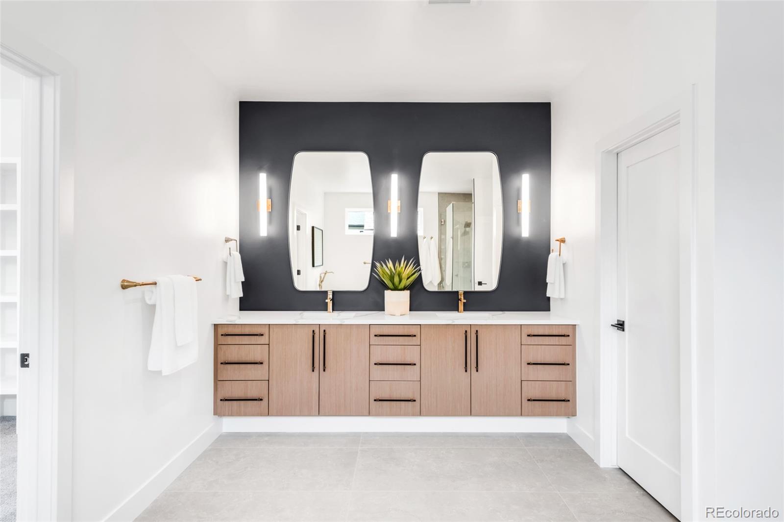 MLS Image #27 for 1466 s gaylord street,denver, Colorado