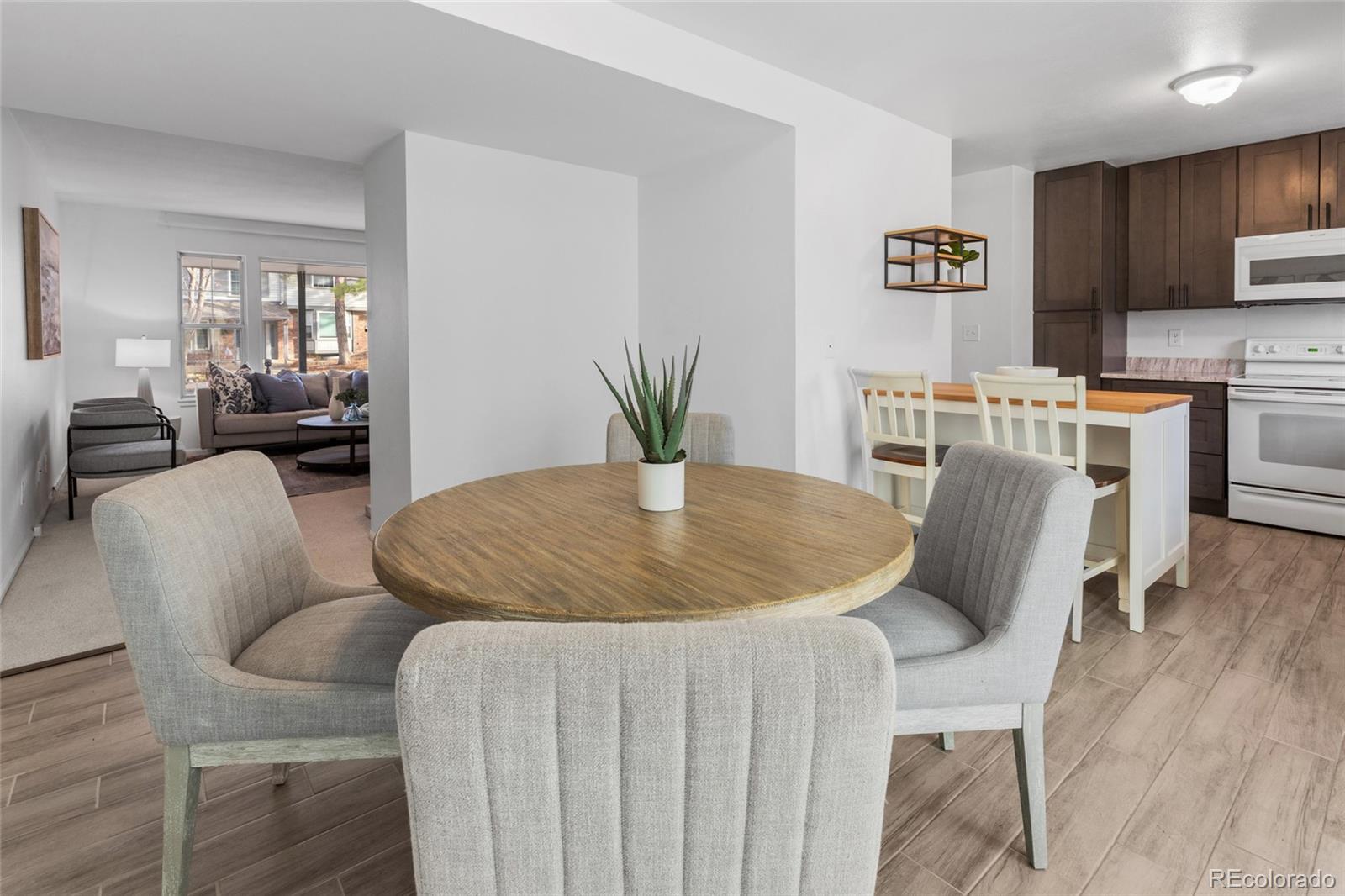 MLS Image #14 for 7068 e briarwood drive,centennial, Colorado