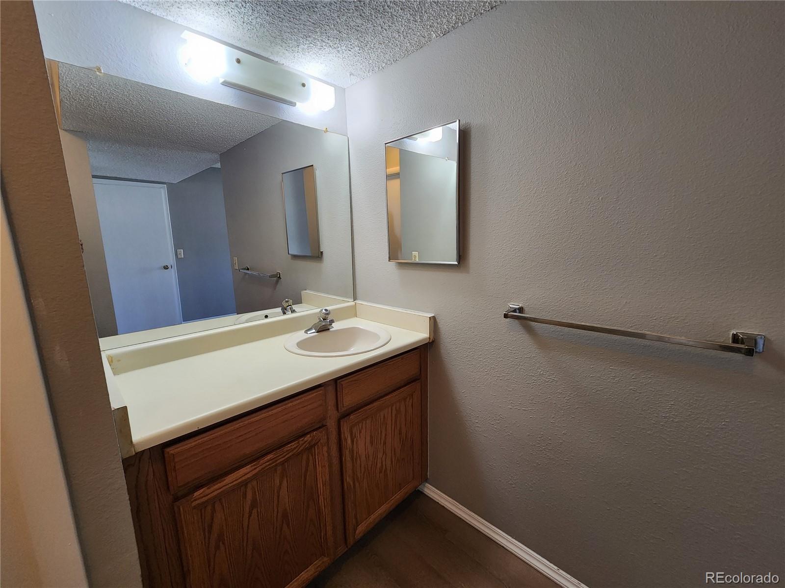 MLS Image #12 for 14499 e 1st drive,aurora, Colorado