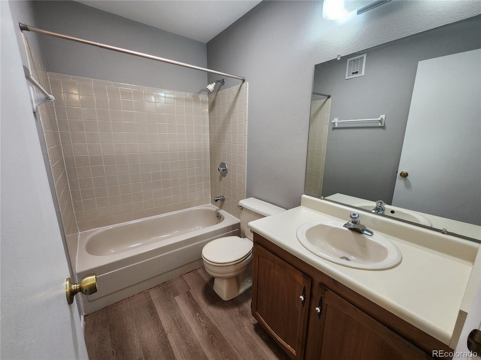 MLS Image #8 for 14499 e 1st drive,aurora, Colorado