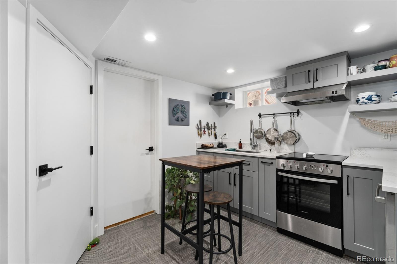 MLS Image #10 for 3730  lowell boulevard,denver, Colorado