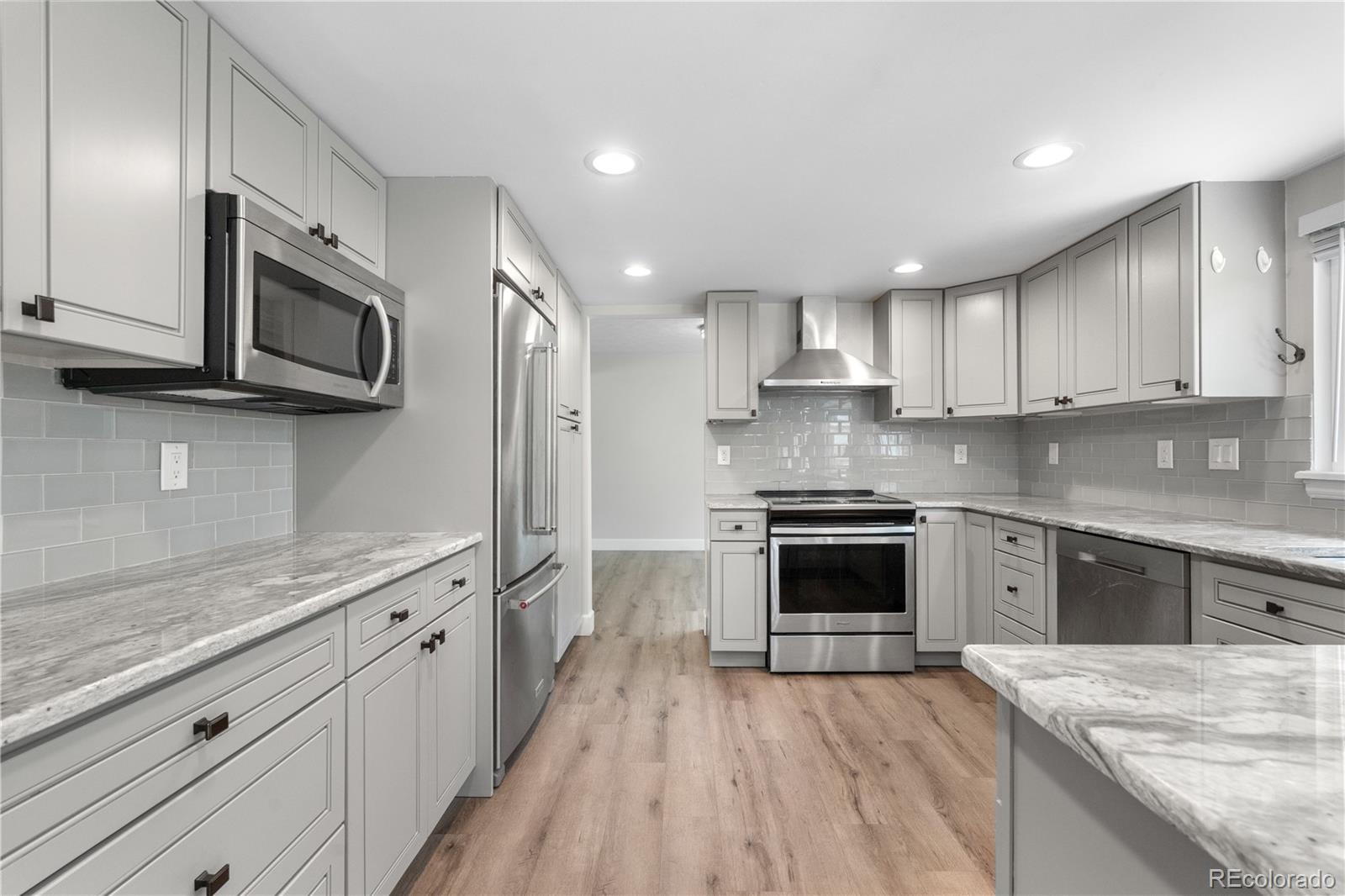 MLS Image #1 for 10724 e maplewood place,englewood, Colorado