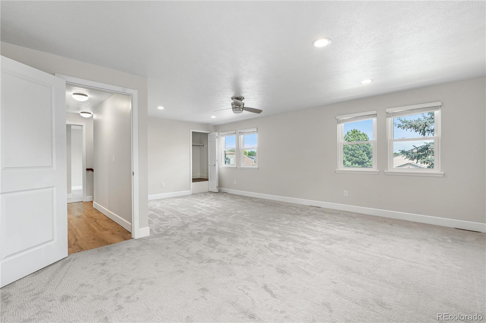 MLS Image #15 for 10724 e maplewood place,englewood, Colorado