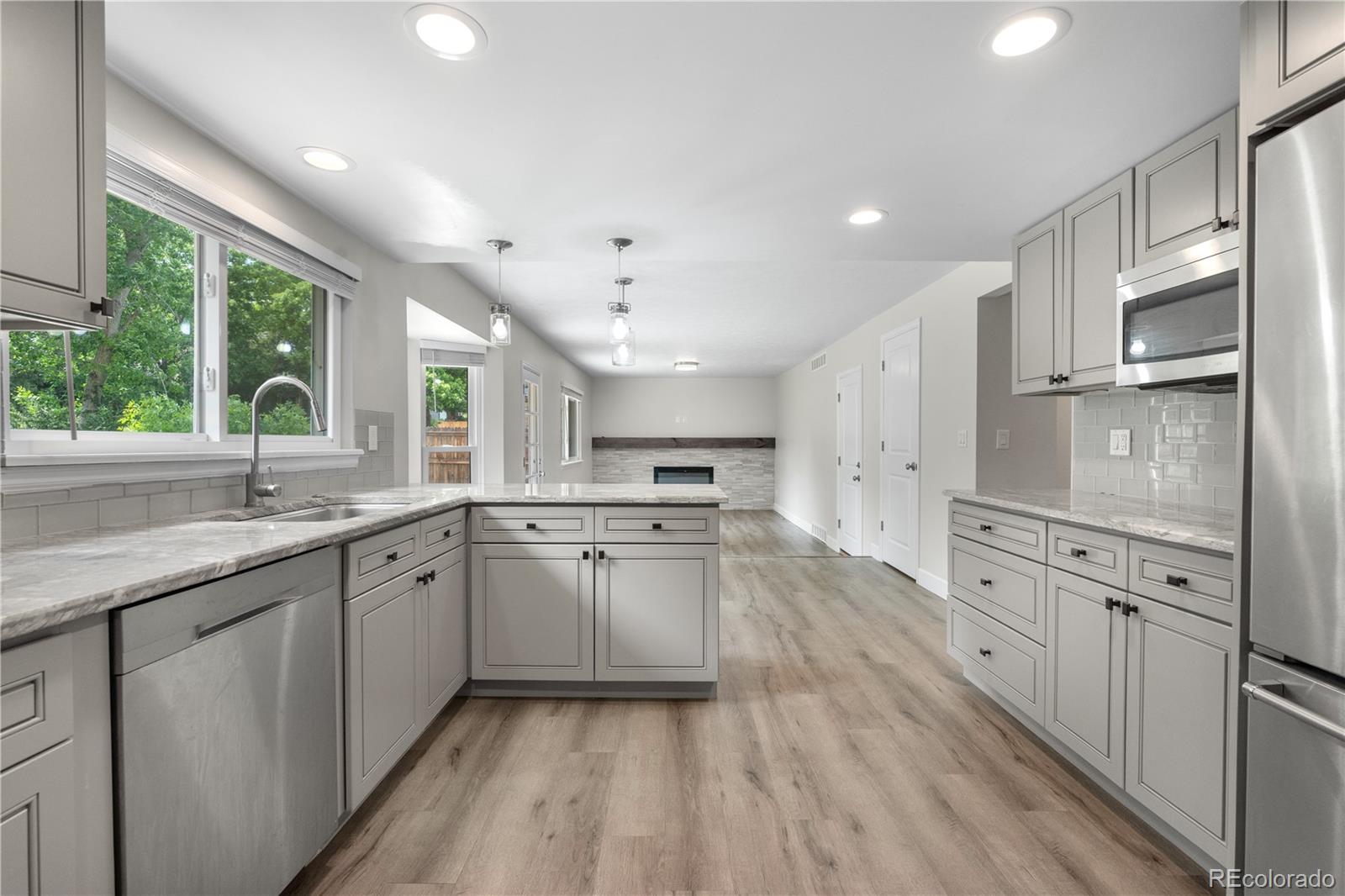 MLS Image #2 for 10724 e maplewood place,englewood, Colorado