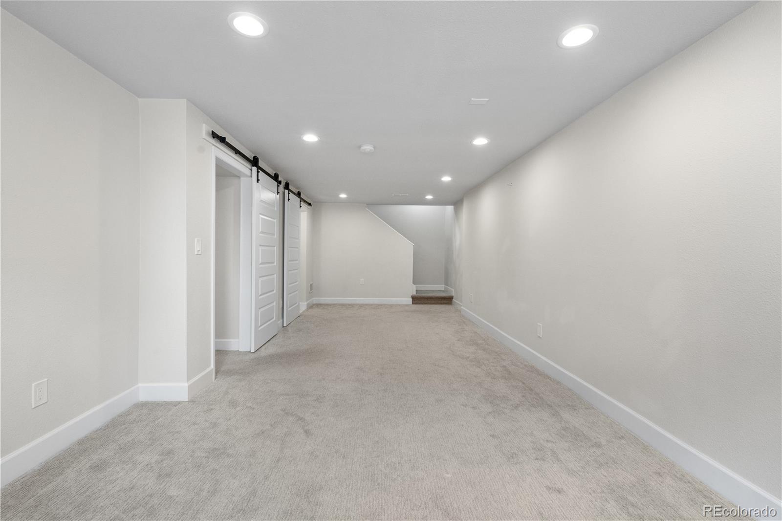 MLS Image #22 for 10724 e maplewood place,englewood, Colorado