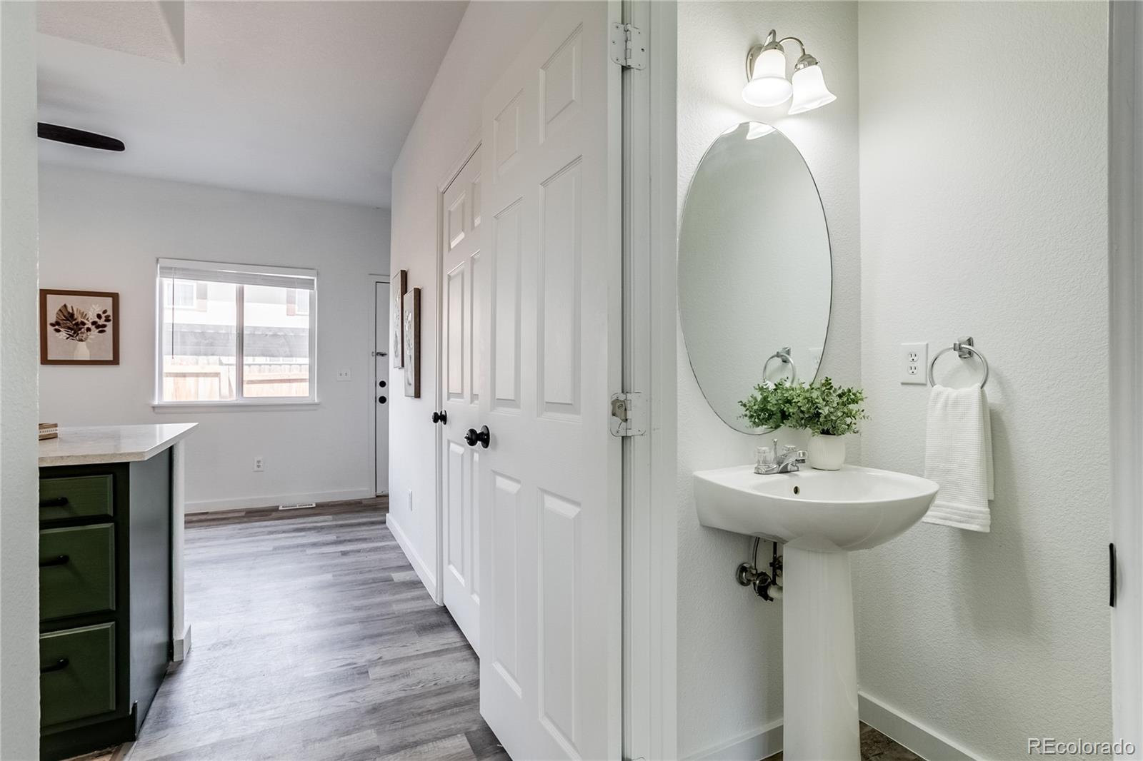 MLS Image #16 for 2642  devonshire court,denver, Colorado